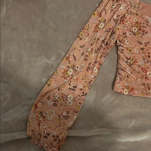 Almost Famous Floral Blouse -Pink and colorful flowers - Picture 3 of 4